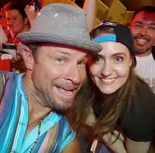 Schöne Frisuren *__* added a new photo.