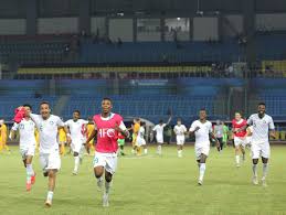 يعتبر المنتخب الأسترالي هو المنتخب الثالث الذي استطاع أن يحصد بطاقة التأهل لكأس العالم 2022 في قطر، وذلك بعدما استطاع الحفاظ على صدارة مجموعته والتأهل للدور التالي بعدما فاز على نيبال بثلاثة أهداف نظيفة على أرض ملعب جابر الأحمد الدولي بالكويت، وقد استطاع حصد 21 نقطة كاملة. Ø§Ù„Ø£Ø®Ø¶Ø± ÙŠØªØ£Ù‡Ù„ Ù„ÙƒØ£Ø³ Ø§Ù„Ø¹Ø§Ù„Ù… Ù„Ù„Ø´Ø¨Ø§Ø¨ 2019 Ù‡Ø§ÙŠ ÙƒÙˆØ±Ø© Ø§Ù„Ù†Ø³Ø®Ø© Ø§Ù„Ø³Ø¹ÙˆØ¯ÙŠØ©
