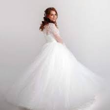 Ein brautkleid mit allen nötigen accessoires ist wirklich sehr kostspielig. Second Hand Brautkleider Die Besten Tipps Schonsten Gebrauchten Brautkleider