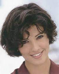 Short Hairstyles For Thick Wavy Hair And Oval Face Short Wavy Hair Thick Wavy Hair Oval Face Haircuts