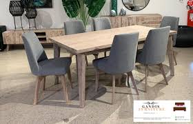 Set kursi makan dengan material kayu pilihan, kursi meja makan ukiran mewah jepara ini di desain oleh mimbarokah jati ukiran baik kursi maupun mejanya oleh tenaga ahli tukang kayu kontruksi. Set Meja Makan Kayu Jati Jepara Furniture Berkualitas Asli Jepara Gandis Furniture Jepara