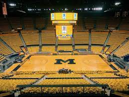 Pin By Eric On Michigan Basketball Michigan Go Blue Michigan Sports Michigan Wolverines