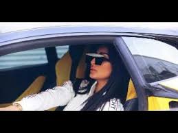 معلومات عن الفنانين والمشاهير صور الممثلة نور الغندور مع سياراتها واحدة منهم وهي youtube music the originals