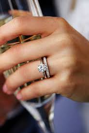 Gold Jewellery On Bajaj Emi Card Both Jewellery Making Job In Kolkata Either Jewellery Unique Engagement Rings Bluenile Engagement Ring Gorgeous Wedding Rings