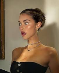 Fatima Bauer (fatimabauer2004)