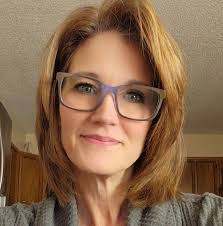 Dawn Eisenhauer's Instagram, Twitter & Facebook