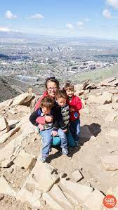 Hiking The Living Room Trail Salt Lake City The Salt Project Things To Do In Utah With Kids Hiking Lake Salt Lake City