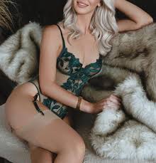 ZOE_SNOW - Verified UK Profile