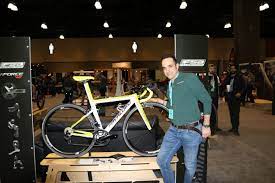 Poi la ricerca, nuovi materiali, nuove tecnologie, standard continuamente più elevati di qualità e precisione. Capovelo Com Michele Favaloro A Modern Day Master Of Artisan Framebuilding