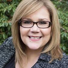 Wendy Noel's Instagram, Twitter & Facebook