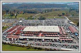 Flea traders paradise flea market yakınlarında yapılacak şeyler. Great Smokies Flea Market Smokies Guide