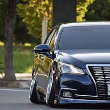 傷がけっこうあるから綺麗にしたい toyota crown crownroyal royal royalsaloon grs210 leonhardiritt beil superstarwheels toyotagram toyot honda accord car suv car