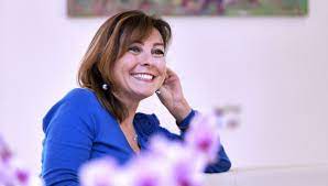 Radio clapas et à tous ceux qui la font vivre. Mon Accent Du Sud C Est Mon Etendard Carole Delga Presidente De La Region Occitanie