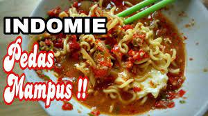 Dalam satu mangkuk atau porsi bakso biasanya terdiri dari bakso, pangsit, mie kuning, bihun, kerupuk pangsit, taoge, tahu, telur, dan taburan bawang goreng. Resep Indomie Pedas Mampus Youtube