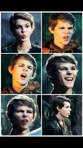 Pin By Bianca Aubert On My Boys Robbie Kay Peter Pan Peter Pan Ouat Once Upon A Time Peter Pan