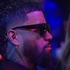 A thread featuring people who were sleeping at the Hall Of Fame last night  during Michelle McCool and Triple H's speeches 😭😭.