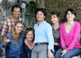 Bruno madinier, florence pernel, bernard yerlès, elise tielrooy origine : Succes Pour Mes Amis Mes Amours Mes Emmerdes Saison 2 Toutelatele