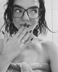 Ahh, se eu pudesse falar sobre todos meus pensamentos....🤫🤭🤐