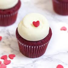 Why do i never make it? Red Velvet Cupcake Cupcakes London Flavourtown Bakery