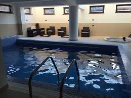 Verificati care sunt cele mai ieftine oferte de cazare piatra neamt ieftina buna pe www.pensiunihoteluri.ro. Centru Spa Piatra Neamt Pensiunea Ianis Piatra Neamt