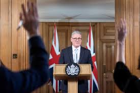 Politics latest: Starmer setting himself up for 'enormous fight'