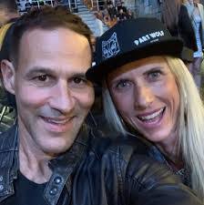 Gerry Meyers's Instagram, Twitter & Facebook