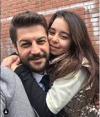 Çocuk dizisi oyuncularının sevgilileri ve eşleri bu videoda. Serhat Teoman 2020 2021 Yeni Dizisinde Kimle Hangi Kanalda Dizi Oyuncu