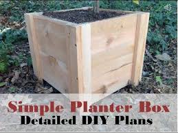 How To Build This Super Easy Planter Box Diy Cedar Planter Box Tutorial Diy Cedar Planter Box Easy Planter Box Planter Boxes
