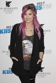 Blanc noir hairdressing 3473 via lido. Demi Lovato S New Pink Hair At Pre Grammys Party Popsugar Beauty