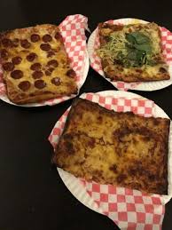 Mini bowling alley can be crafted using the assembly station. Pot Pizza Joint 35 Photos 12 Reviews Pizza 3515 Wilshire Blvd Wilshire Center Los Angeles Ca Restaurant Reviews Closed Yelp