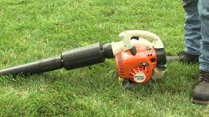 Before starting your stihl chainsaw, make sure that the area surrounding you is free from other people and objects. How To Start Your Stihl Blower Youtube