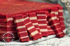 The sarawak layer cake, known as kek lapis sarawak (meaning sarawak layer cake) or kek lapis moden sarawak in malay, is a layered cake from the state of sarawak in malaysia. Pin On Kek Lapis