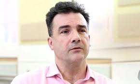 Glyndebourne opera conductor sacked for inappropriate text