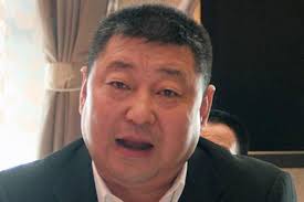 Younger brother of President Xi Jinping speaks