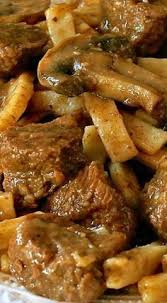 Home-Style Beef 'n Noodles with Mushrooms & Onions