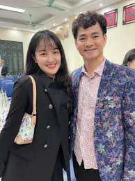 Cô nàng sẵn sàng lao tới chỗ long và nam đang ăn kem rồi trợn mắt hỏi: Nhan Sáº¯c NgÆ°á»i Ä'áº¹p ChÆ°a Len Song Ä'a Gay Sá»'t á»Ÿ HÆ°Æ¡ng Vá»‹ Tinh Than