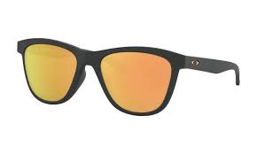 Package dimension is 6 x 3.5 x 2.2 inches and weighs only 2.08 inches. Polarized Sunglasses For Women Best Of 2019 Sportrx
