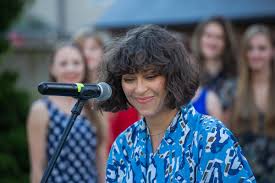 Zaśpiewać fryderyka chopina wydaje się zadaniem karkołomnym. 57 Kfpp Natalia Kukulska Odslonila Mural Przedstawiajacy Anne Jantar Galeria