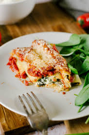 Cannelloni Ricotta Epinard Et Sauce Tomate Recette Tangerine Zest Recette Cannelloni Ricotta Cannelloni Ricotta Epinard Recette De Cannelloni