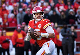 Chiefs quarterback Patrick Mahomes' no-look passes are the talk of the NFL  – The Denver Post