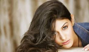 Read moreamyra dastur biography in hindi | अमायरा दस्तूर जीवन परिचय. Amyra Dastur Says Have Not Put Bollywood In Backseat India Tv Hindi News