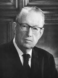 Vincent Corrigan's Instagram, Twitter & Facebook