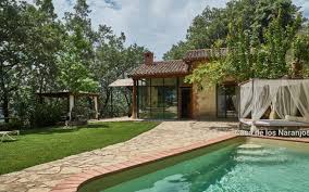 El buscador de casas rurales en la provincia de madrid de tuscasasrurales.com te ofrece la forma más fácil de encontrar un alojamiento rural en madrid para tu próxima escapada. 14 Casas Rurales De Alquiler Completo Y Apartamentos Cerca De Mad