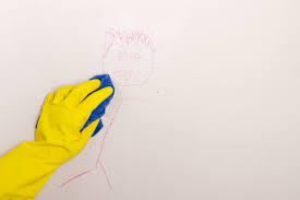 Einem vollwaschmittel wie coral white+) zu behandeln. Flecken Von Der Wand Entfernen Ohne Streichen