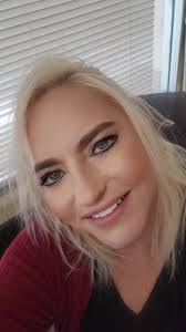 Mindy Demars's Instagram, Twitter & Facebook