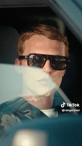 I was caught in net no net worth, now I'm with some big fish I had to  network 🐳 🌊 @oliversweeney @nevsmodels @londonmodelscout 💙