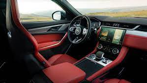 Learn more about price, engine type, mpg, and complete safety and warranty information. Jaguar F Pace Interior Layout Technology Top Gear