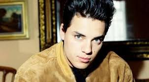 Artisti anni 80 | cantanti anni 80 agenzia spettacolo per serate ospitate concerti feste convention la mitica musica anni 80 e i suoi protagonisti in. Nick Kamen E Morto Cantante Modello Star Negli Anni 80 Lanciato Da Uno Spot Di Jeans E Protetto Di Madonna