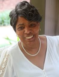 Edith Crum's Instagram, Twitter & Facebook