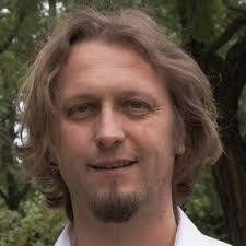 Stacey Zhou's Instagram, Twitter & Facebook